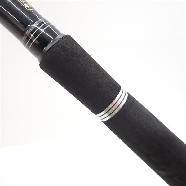 １７サーフトライブＳＴＨＳ－１０６２Ｍ